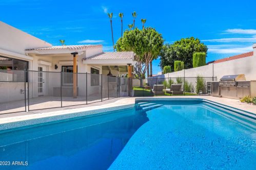 9202 83 Pl, Scottsdale AZ  85260-5656 exterior