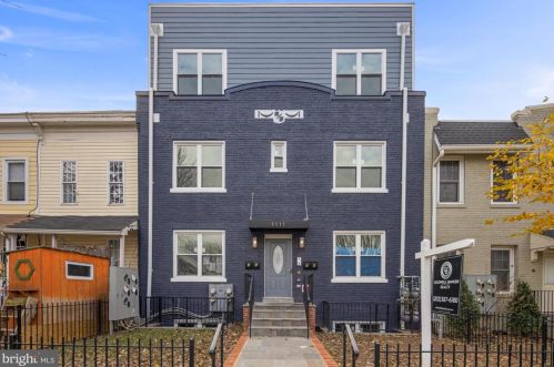 1111 Holbrook Ter, Washington DC 20002-2704 exterior