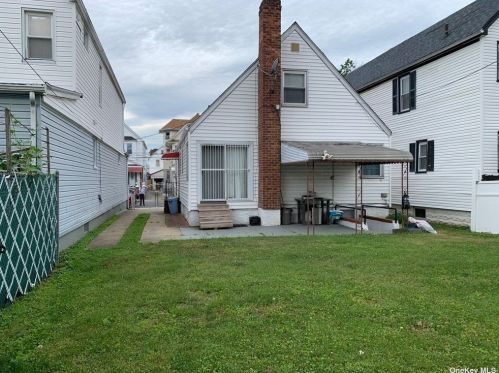 104-29 116th St, Jamaica, NY 11418-3401