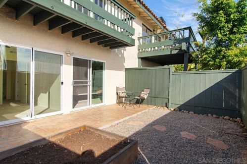 6985 Camino Degrazia, San Diego CA 92111-7810 exterior