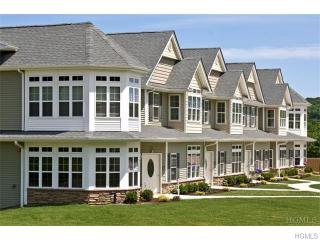 302 Egrets Lndg, Kent Lakes, NY 10512-2470