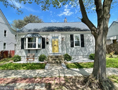 39 3rd St, Florence NJ  08518-2001 exterior