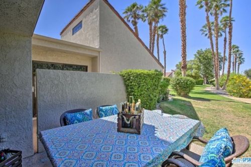 434 Sunningdale Dr, Rancho Mirage CA  92270-1479 exterior