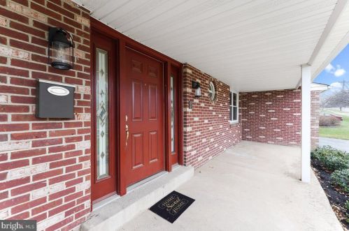 3139 Burn Brae Dr, Dresher, PA 19025-1609