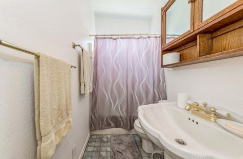 1841 Holly Oak Dr, West Covina CA  91791-1923 exterior