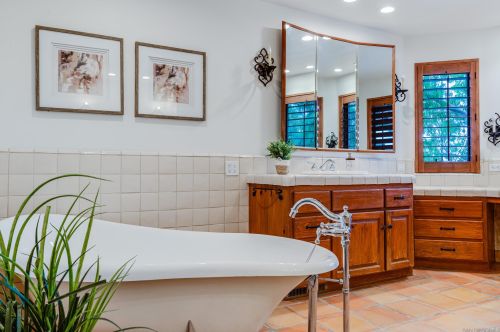 9775 Alto Dr, La Mesa CA 91941-4450 exterior