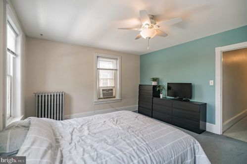 16 5 St, Lansdale PA 19446-2425 exterior