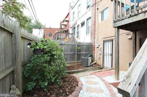 514 Columbia Rd, Washington DC  20001-2904 exterior