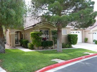 32 Alyson Pond Cir, Henderson, NV 89012-3401