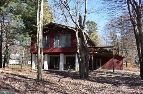 349 Brier Crest Rd, Blakeslee, PA 18610-7770