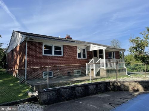 1215 Stratford Ave, Melrose Park PA  19027-3029 exterior