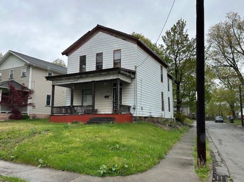 23 Franklin St, Greenville, PA 16125-2002