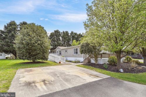 9 Coventry Ln, Lewes, DE 19958-9026