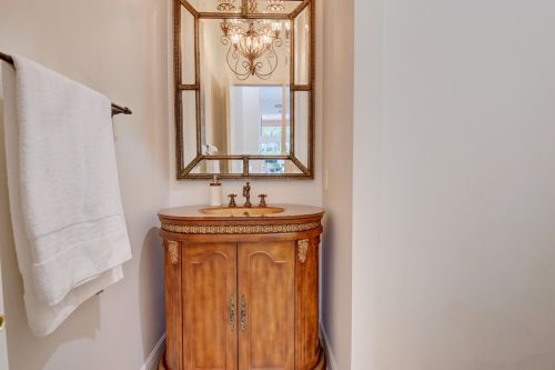8696 Valhalla Dr, Delray Beach FL  33446-9568 exterior