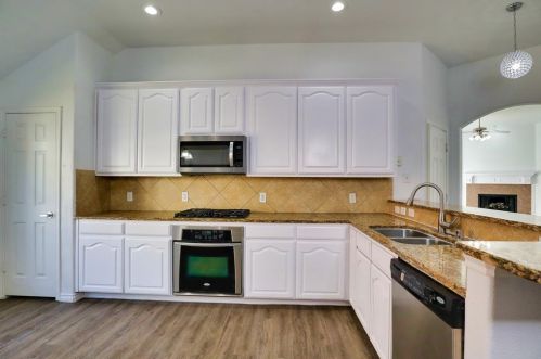 13840 Fall Harvest Dr, Frisco TX 75033-0490 exterior