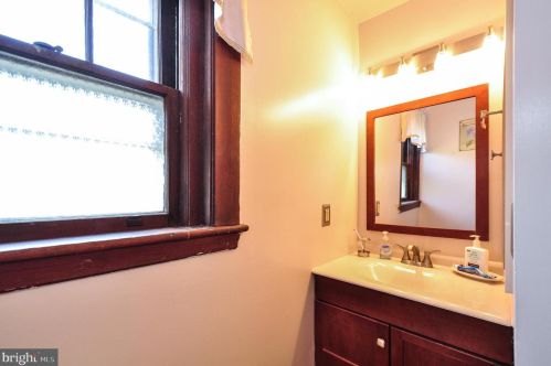 1715 Norwegian St, Primrose PA  17901-2109 exterior