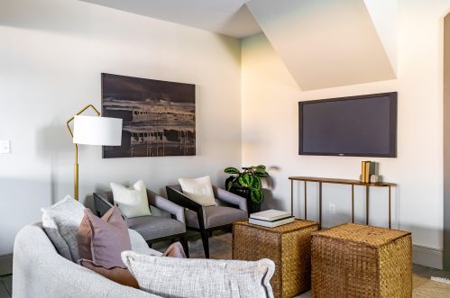 330 Pike St, Covington KY 41011-2127 exterior