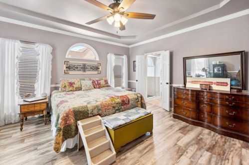 1407 Brittany Ln, Midlothian TX  76063-4062 exterior