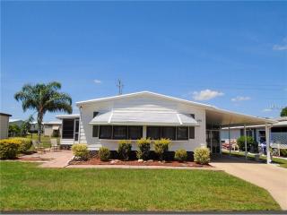 4982 Deerwood Dr, Lakeland, FL 33810-3038