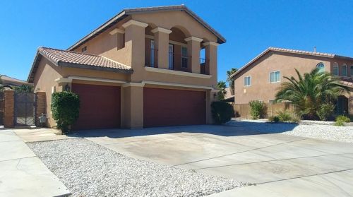 12771 Fair Glen Dr, Victorville, CA 92392-7933