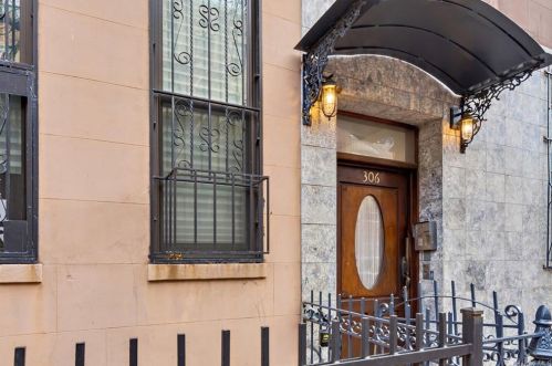 306 105th St, New York, NY 10029-3414