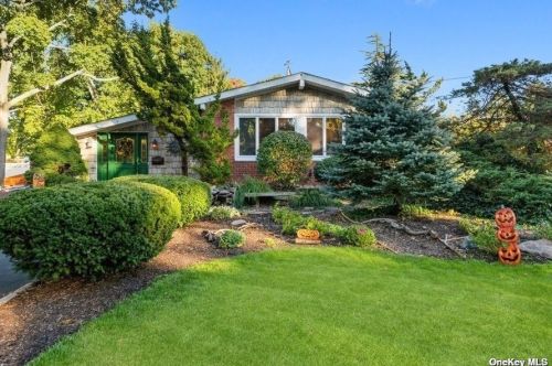 157 Fiddler Pl, West Islip, NY 11795-1242