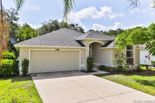 1723 Arash Cir, Daytona Beach, FL 32128-7328