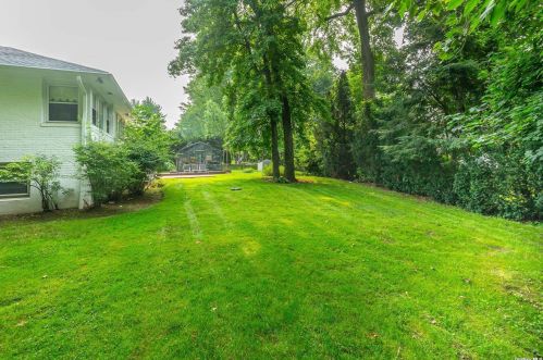 14 Cypress Ave, Great Neck NY  11024-2004 exterior