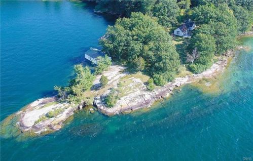 42627 Cross Island Rd, Murray Isle, NY 13624-3707