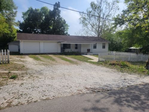 711 Avenue, Carrabelle, FL 32322-6049