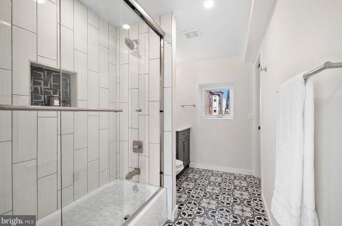 241 Allen St, Philadelphia PA  19125-4103 exterior