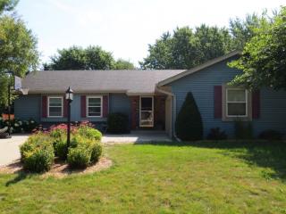 4745 Ruby Ave, Racine WI  53402-2569 exterior