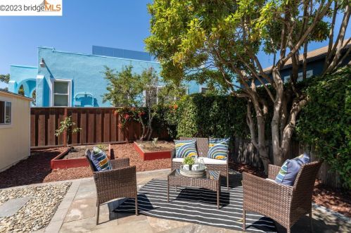 1505 Russell St, Berkeley CA 94705-2334 exterior