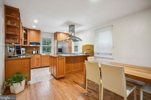 5111 Albemarle St, Washington, DC 20016-4307