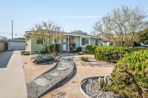 9131 Garnish Dr, Downey CA  90240-3038 exterior