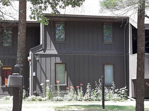 6 Pine Trl, Wisconsin Dells, WI 53965-8859