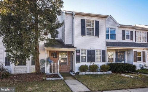111 Plumly Way, Southampton, PA 18966-2666
