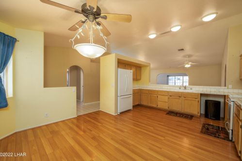 3811 Buena Vis Ave, Lake Havasu City AZ  86406-8873 exterior