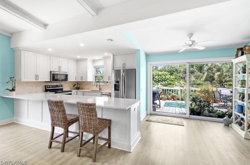1046 Sand Castle Rd, Sanibel, FL 33957-3615