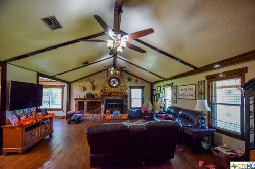 2299 Fm 2434, Borden, TX 78962-3654