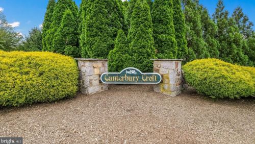 3507 Freemans Ln, Southampton, PA 18966-5522