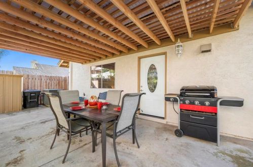 610 Nantucket Dr, Chula Vista, CA 91911-6818