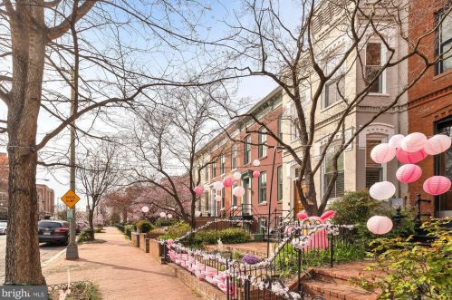 606 A St, Washington, DC 20003-1224