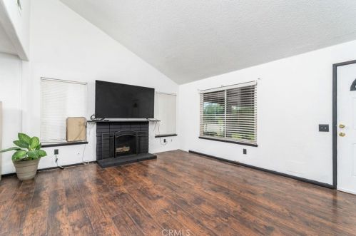 2522 Atchison St, San Bernardino, CA 92410-1912