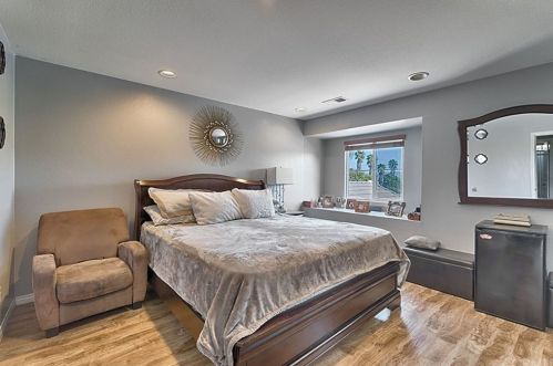 19515 Palomar St, Lake Elsinore CA  92530-6393 exterior