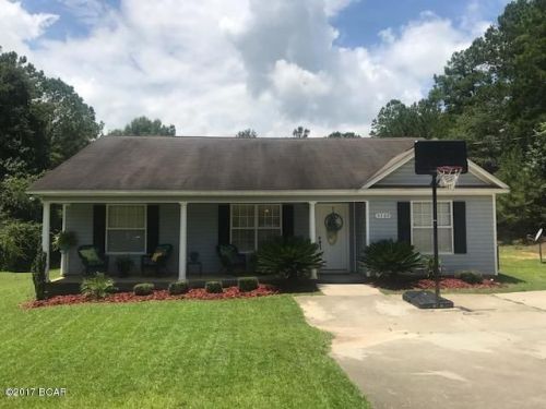 3329 Valley Oaks Dr, Marianna, FL 32446-2402