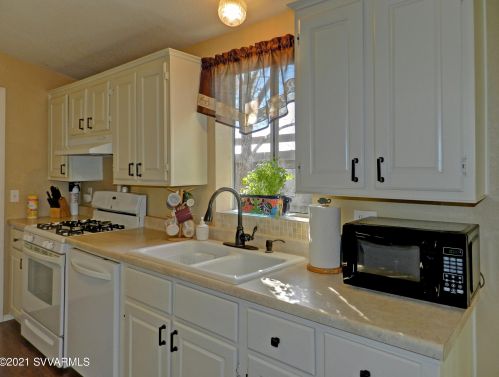 65 Stardust Ln, Sedona AZ 86336-3754 exterior