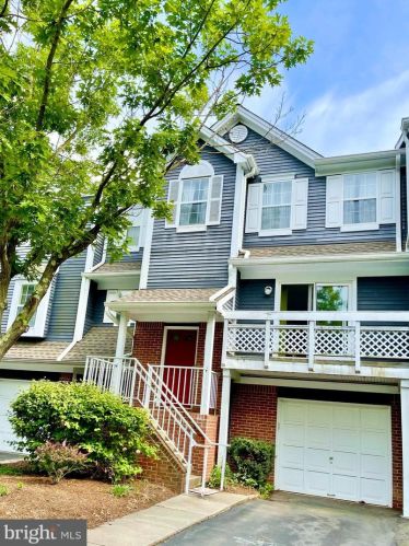 76 Shrewsbury Pl, Princeton NJ  08540-6315 exterior