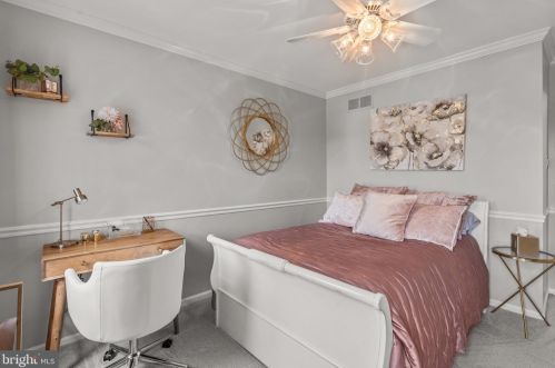 224 Shelly Dr, Collegeville PA  19426-2667 exterior