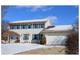 668 Lawrence Dr, Wadsworth, OH 44281-8465